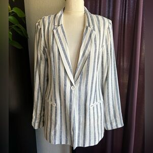 BCBGeneration Linen Boyfriend Blazer